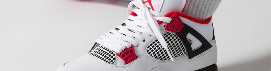 Air Jordan 4 "Fire Red" 2020 Tongue On Feet Outfit