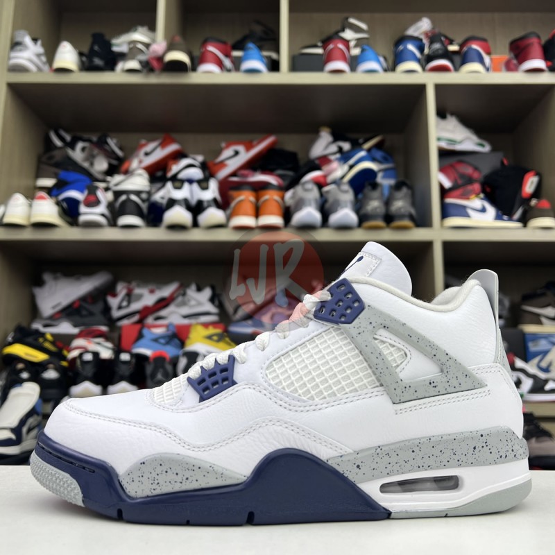 AIR JORDAN 4 "Midnight Navy"