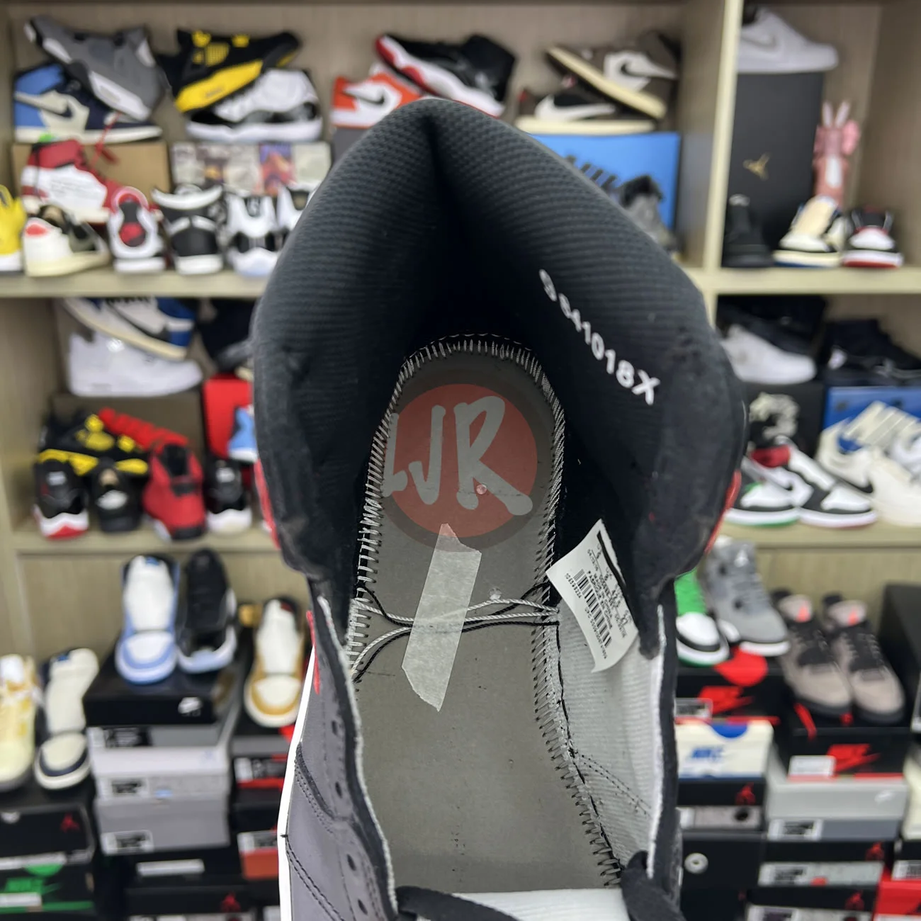 Air Jordan 1 Retro High Bred Banned 2016 555088 001 Ljr Sneakers (9) - bc-ljr.com